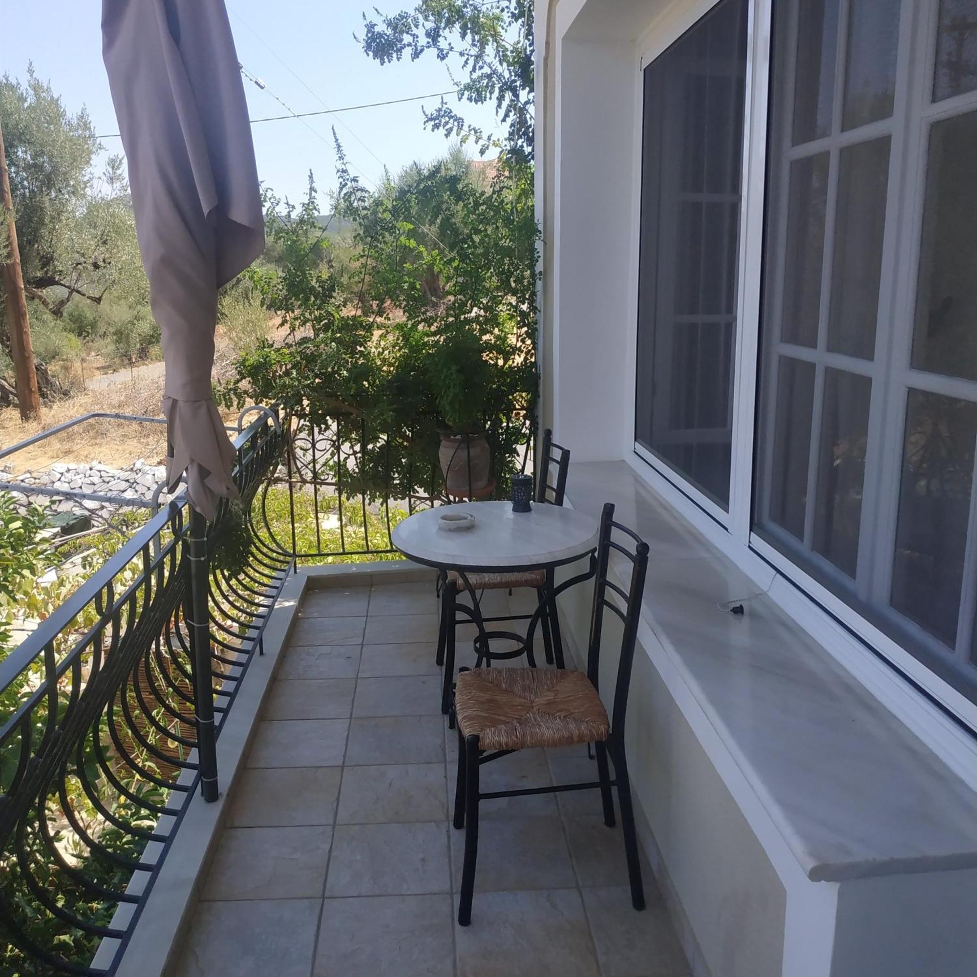 Epicharis Appartement *