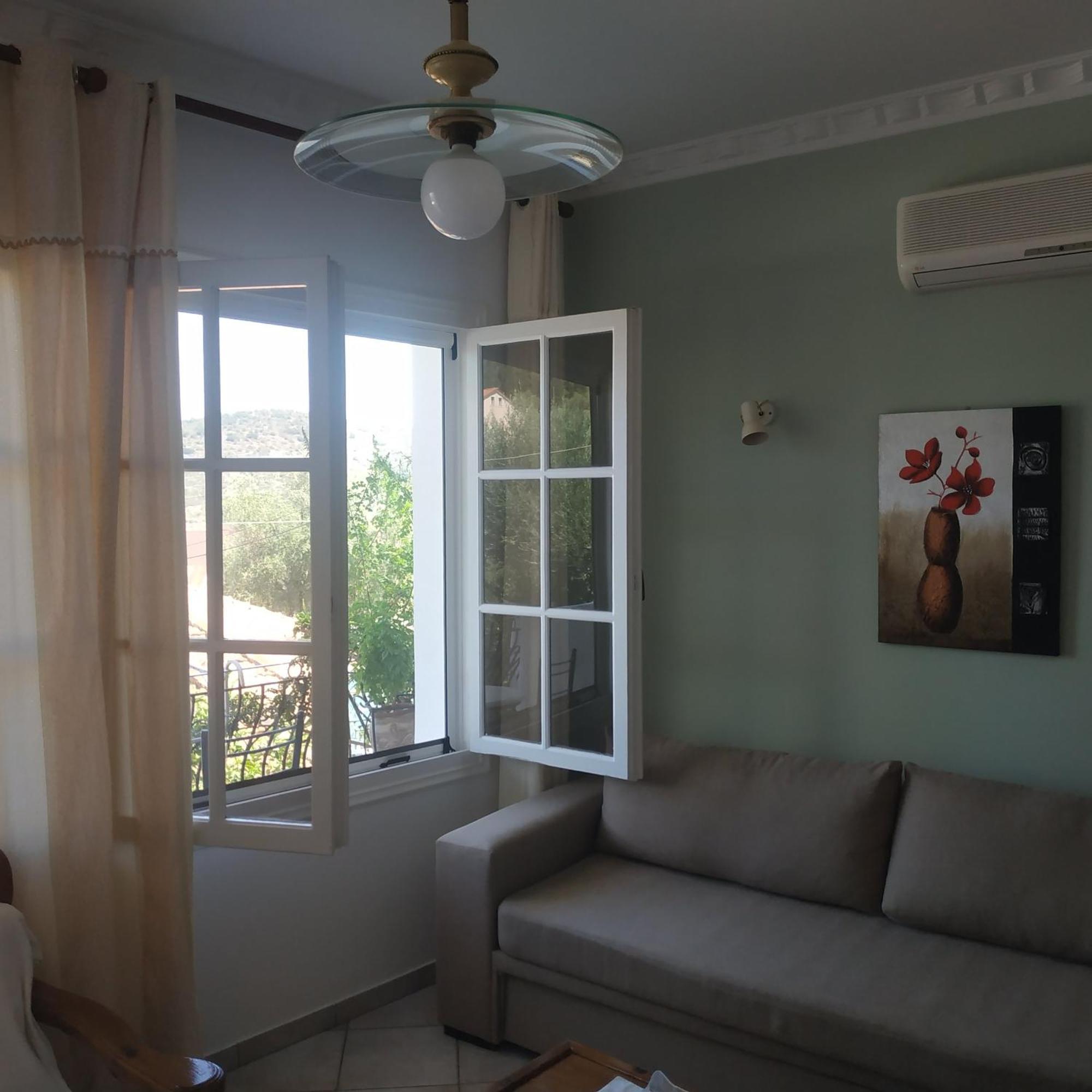 Appartement Epicharis *